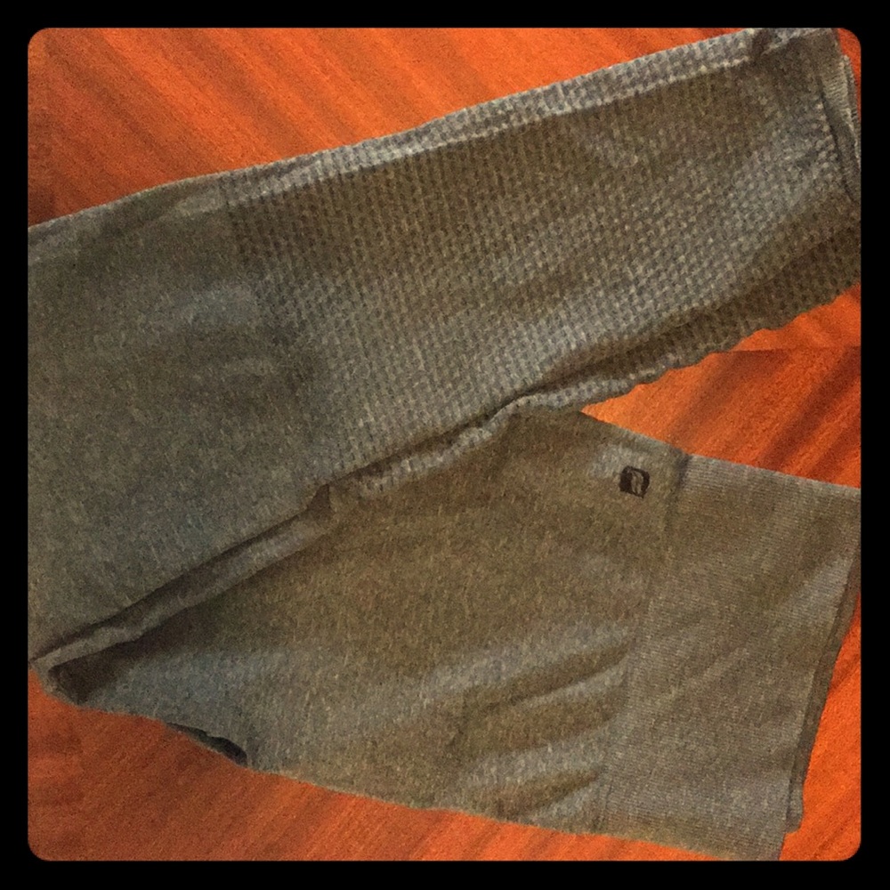 Fanletics leggings